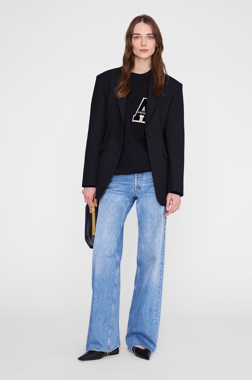 iris-rennes-aninebing_miles-sweatshirt-letterman-black_02
