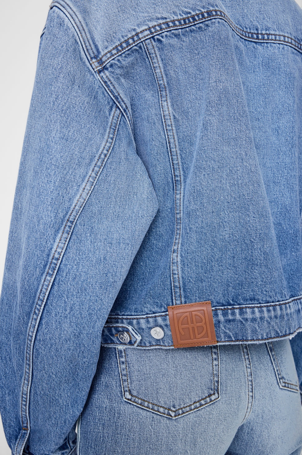 iris-rennes-aninebing_quincy-jacket-cascade-blue_05