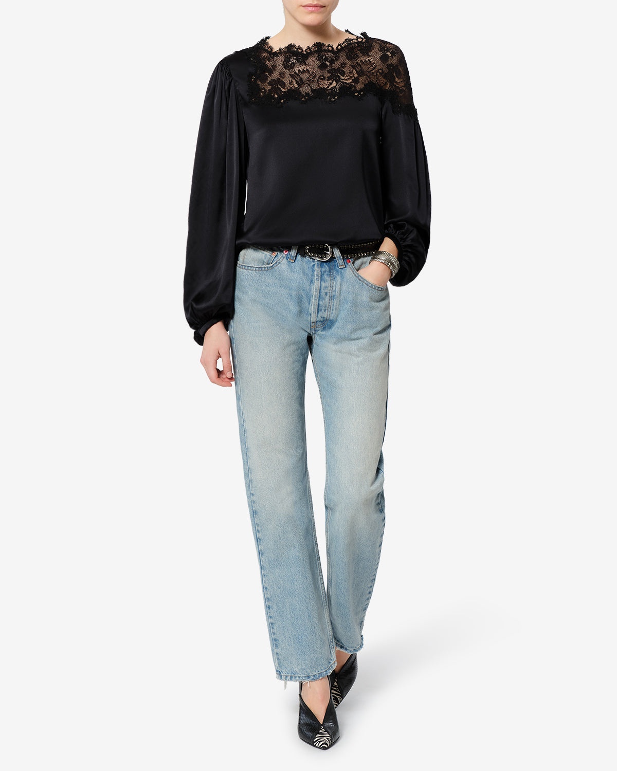 iris-rennes-isabelmarant_azare-silk-blouse-black_04