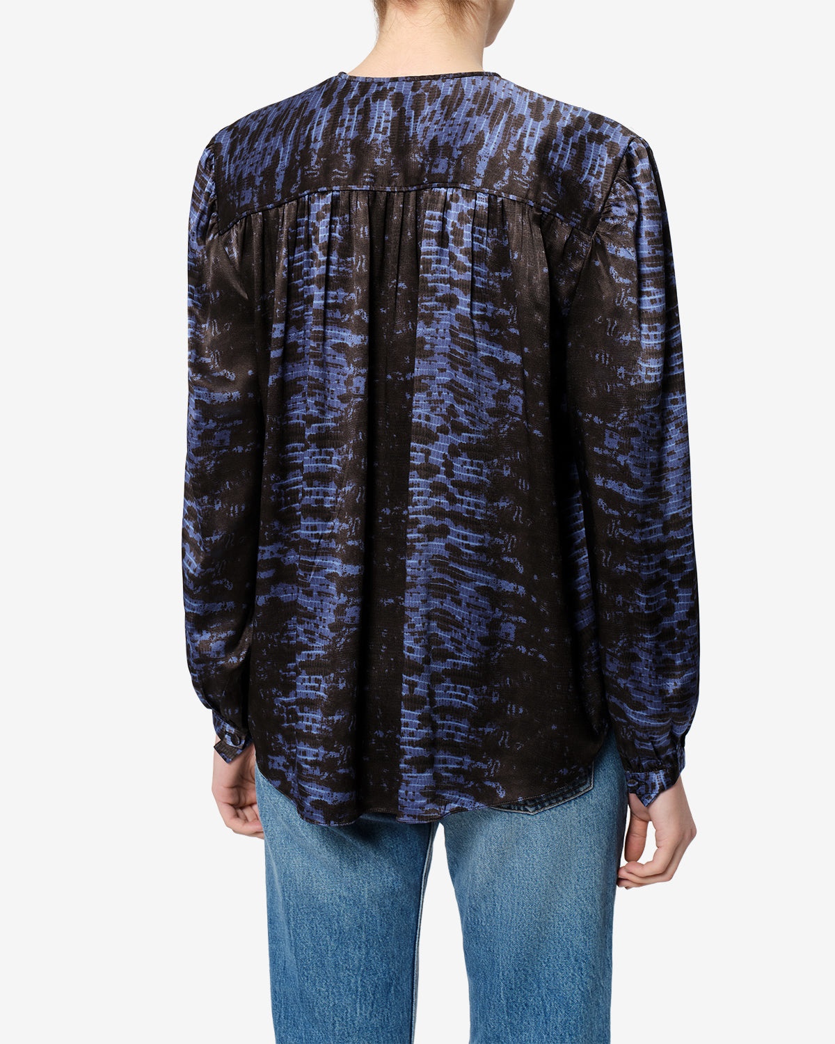 iris-rennes-isabelmarant_laraya-silk-blouse-midnight_03