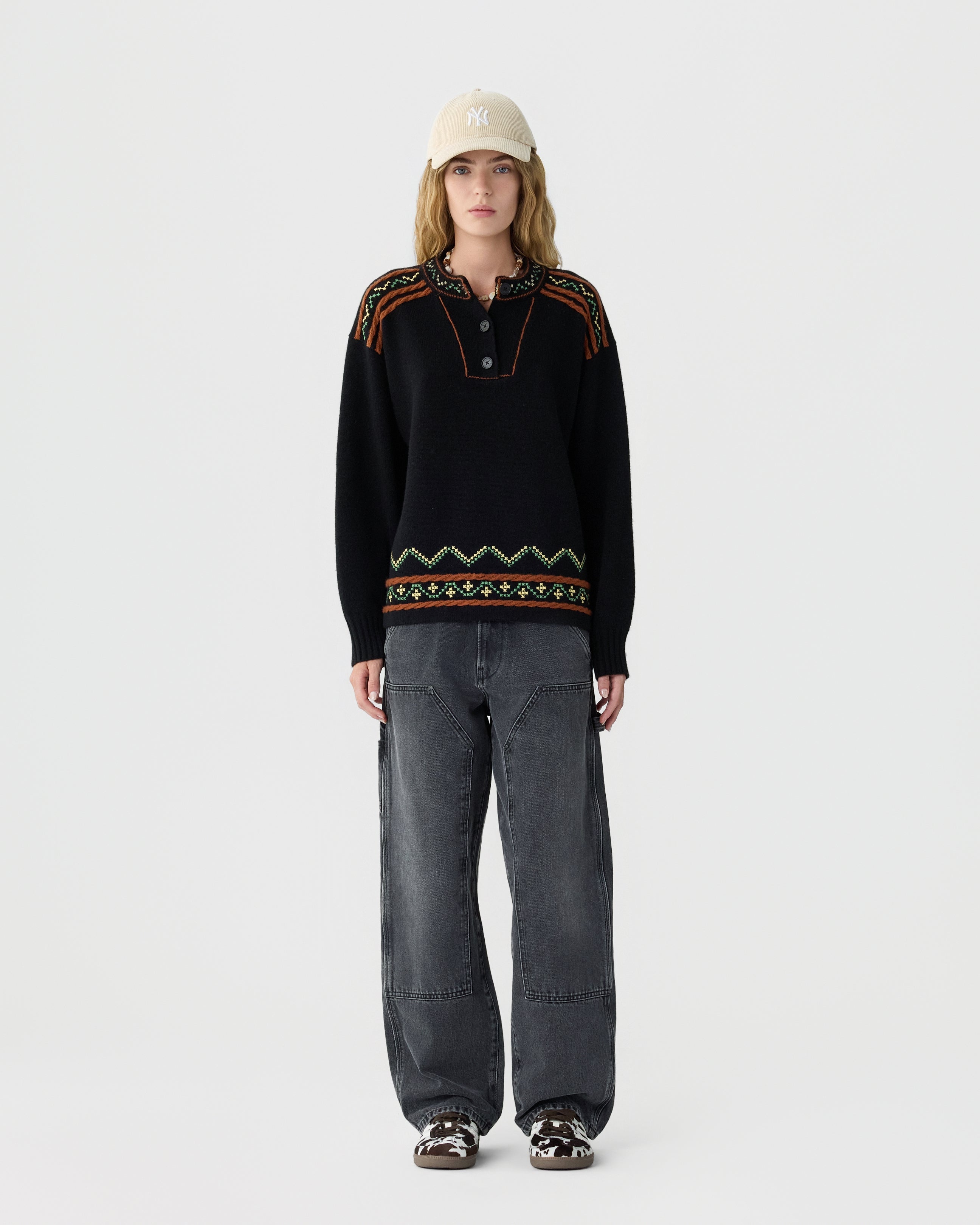 iris-rennes-guestinresidence_fisherman-henley-black_02