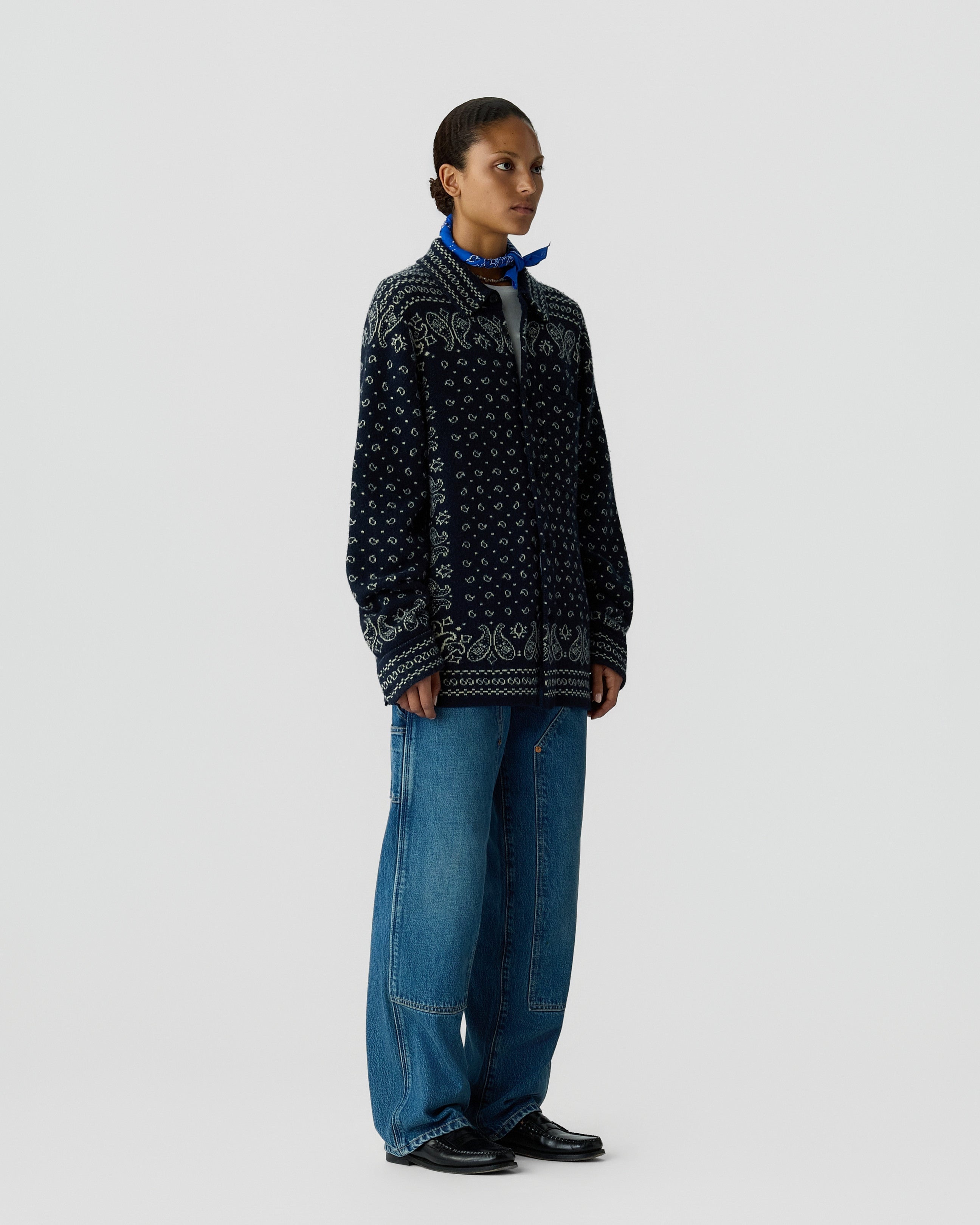 iris-rennes-guestinresidence_wild-rag-work-shirt-midnight_04